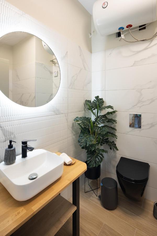 Designed Studio - Walking Distance From Acropolis Афины Экстерьер фото